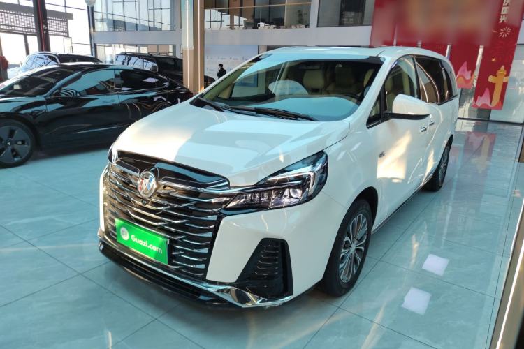 Used Buick GL8 2023 Land Executive Class 652T Luxury Model
