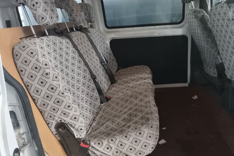 Used Ford Transit 2017 2.0T Diesel Multi-Purpose Commercial Vehicle Short Wheelbase Low Roof China V Standard