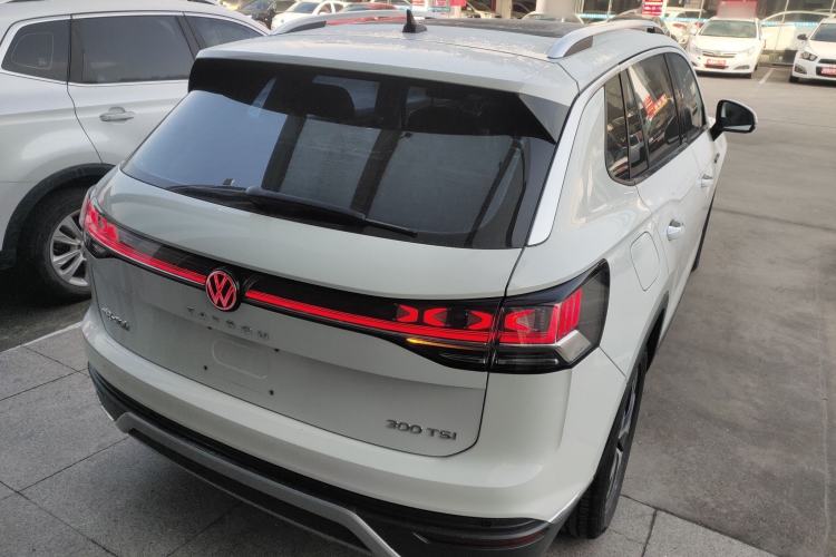 Used Volkswagen Tayron 2023 300TSI Two-Wheel-Drive Luxury Plus Advanced Edition