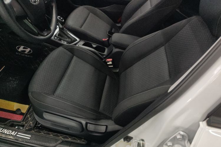 Used Hyundai Celesta 2020 1.6L Automatic GL Enjoyable Edition