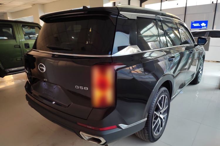 Used GAC Trumpchi GS8 2022 Linghang Series 2.0 TGDI Two-Wheel-Drive Luxury Smart Connectivity Version (7 Seats)
