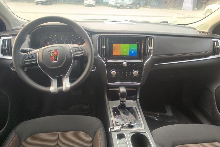 Used Roewe i6 2020 PLUS 1.6L CVT 4G Connected Glory Luxury Edition
