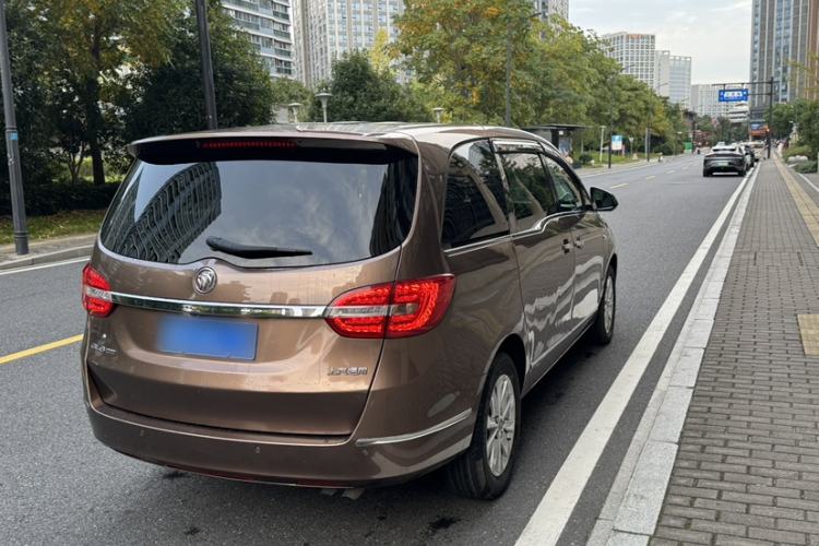 Used Buick GL8 2018 28T Luxury Model China VI Standard
