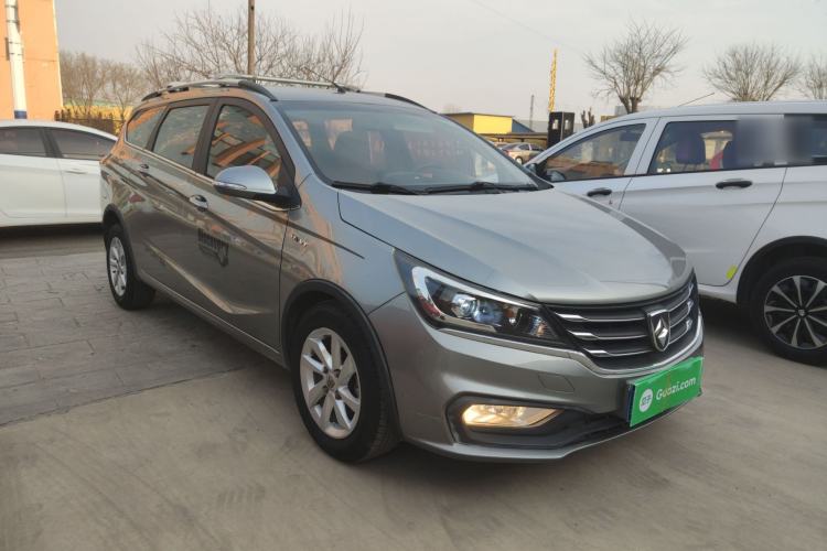 Used Baojun 310W 2017 1.5L Manual Fashion Model China V

