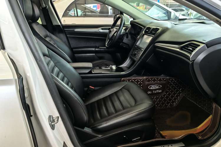 Used Ford Mondeo 2017 EcoBoost 180 Stylish Model
