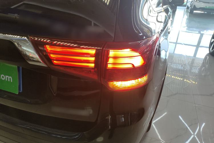 Used Mitsubishi Outlander 2016 2.4L 4x4 Elite Edition 5 Seats