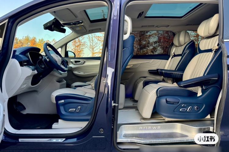 Used Roewe iMAX8 2021 400TGI Supreme Series Ultimate Edition
