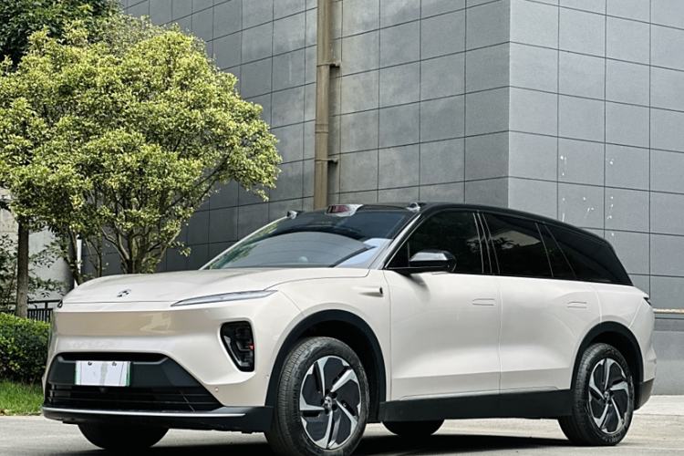 Used Nio ES8 2023 75 kWh Executive Edition
