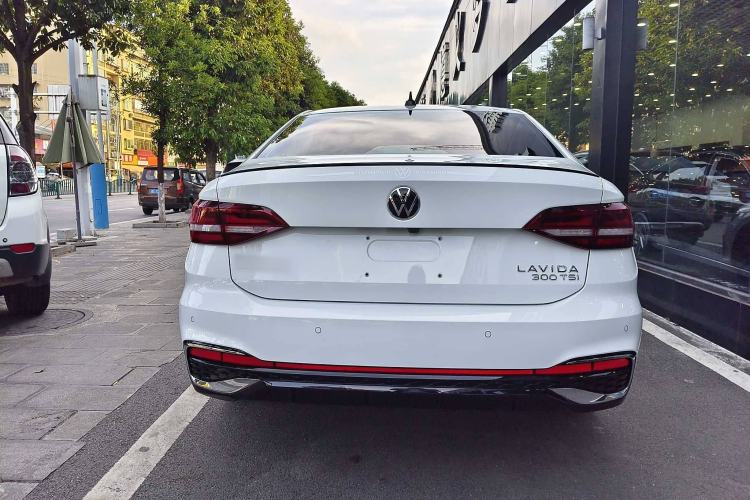 Used Volkswagen Lavida 2024 300TSI DSG Starry Sky Deluxe Edition
