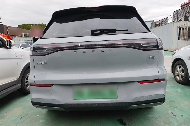 Used Geely Galaxy E5 2024 440km Launch Edition