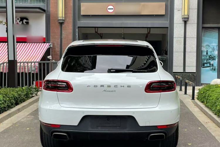 Used Porsche Macan 2016 Macan 2.0T
