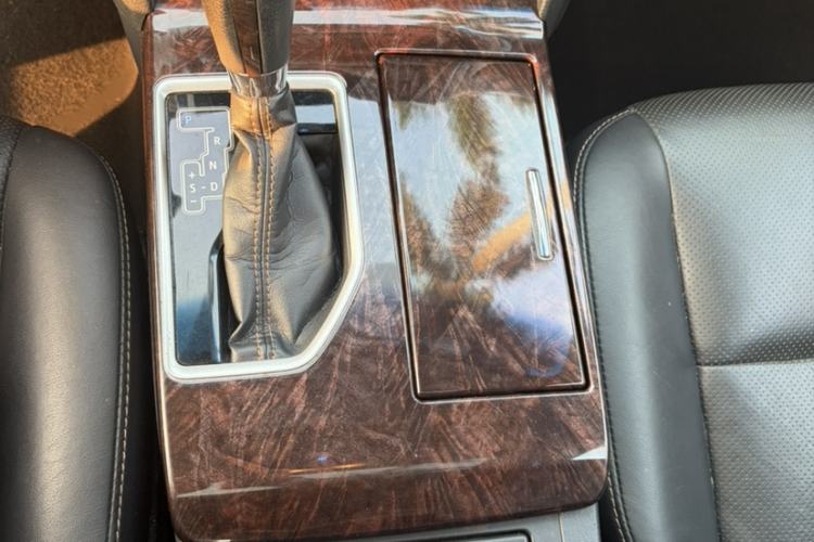 Used Toyota Camry 2016 2.0G 10th Anniversary Leading Edition
