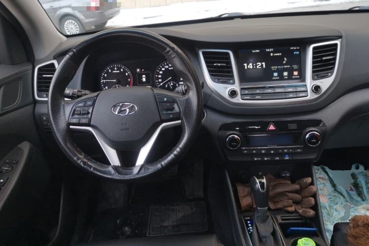 Used Hyundai Tucson 2015 1.6T Dual-Clutch Two-Wheel-Drive Smart Model