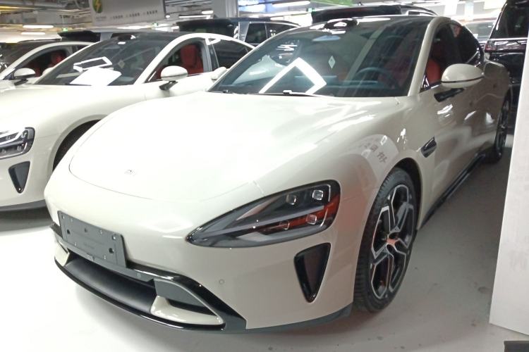 Used Xiaomi Auto SU7 2024 Four-Wheel Drive Ultra-Long Range Advanced Intelligent Driving Max Edition