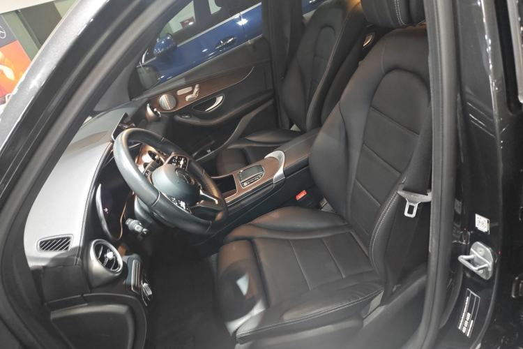 Used Mercedes-Benz GLC 2021 GLC 300 L 4MATIC Dynamic Model
