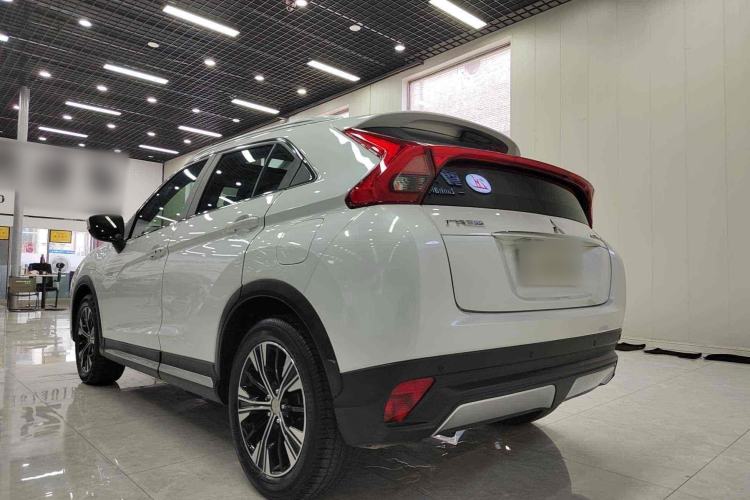 Used Mitsubishi Eclipse Cross 2019 1.5T CVT Two-Wheel Drive Dream Edition China VI Standard
