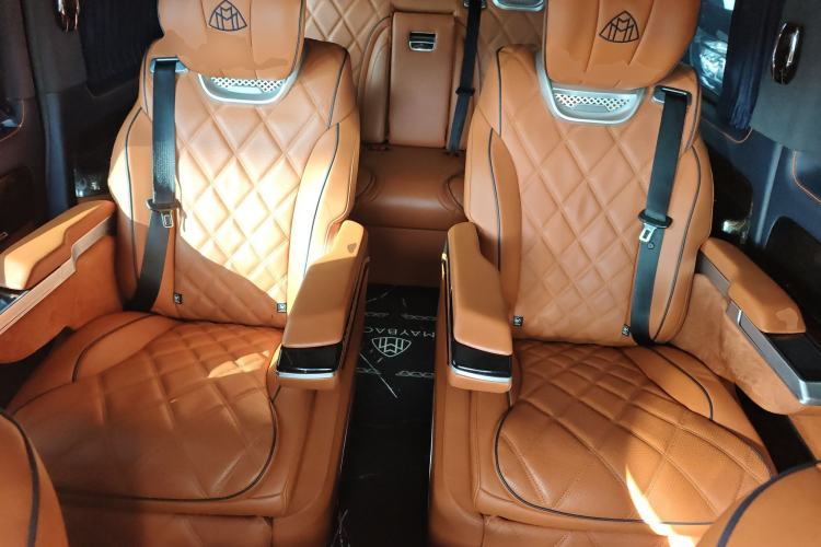 Used Mercedes-Benz Vito 2023 2.0T Elite Version 7 Seats
