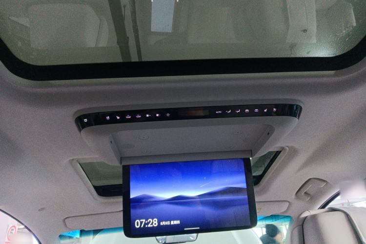 Used Buick GL8 New Energy 2024 Lu Zun Luxury Edition 7-Seater