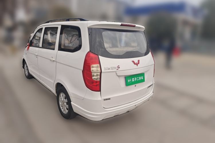 Used Wuling Hongguang 2015 1.5L S Base Model China IV
