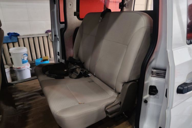 Used Wuling Rongguang V 2016 1.5L Practical Version Non-Power-Assisted