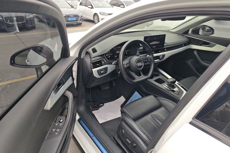 Used Audi A4L 2022 40 TFSI Luxury Dynamic Model