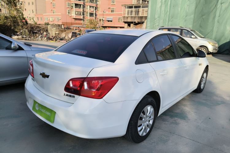 Used Chevrolet Cruze 2015 1.5L Classic SL MT
