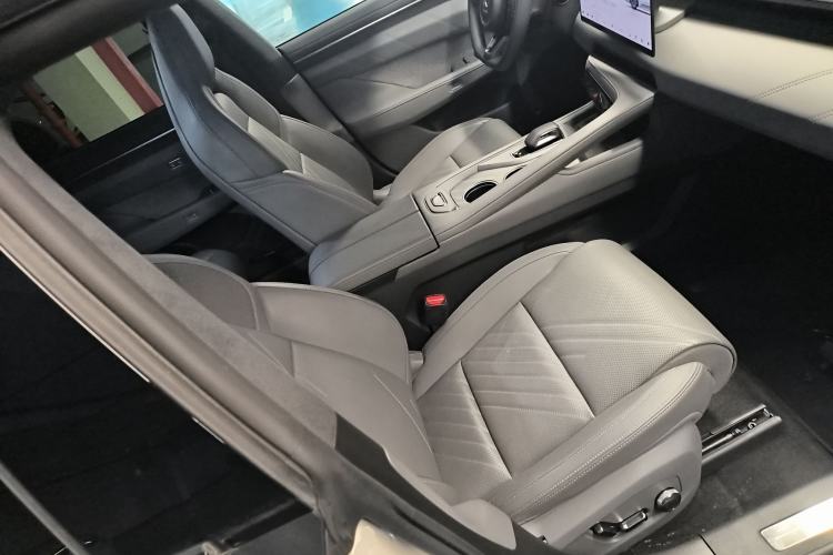 Used Zeekr 001 2025 YOU Edition 100 kWh All-Wheel Drive