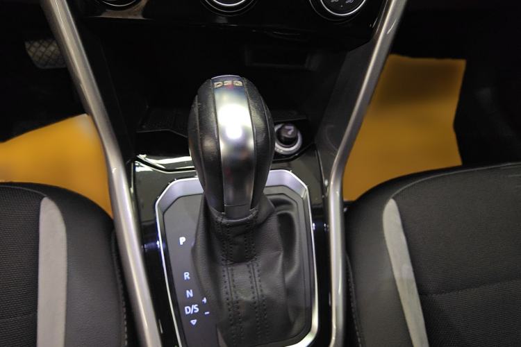 Used Volkswagen T-ROC 2020 280TSI DSG Two-Wheel Drive Advanced Version
