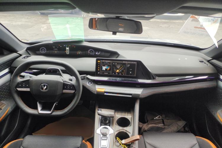 Used Changan UNI-V 2023 2.0T Leading-Speed Edition
