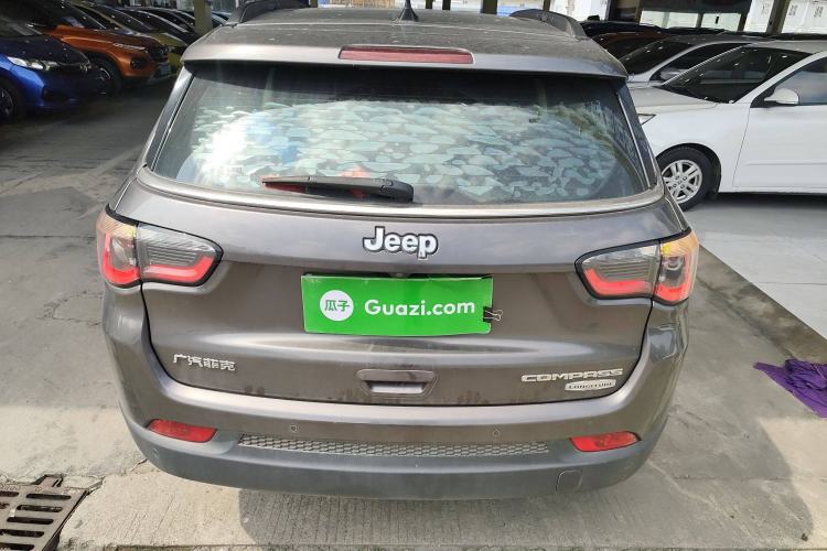 Used  Compass 2017 200T Automatic Family Edition
