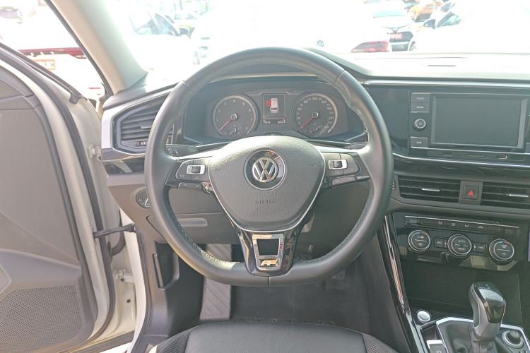 Used Volkswagen Tayron 2019 330TSI Two-Wheel-Drive Luxury Version China V Emission Standard
