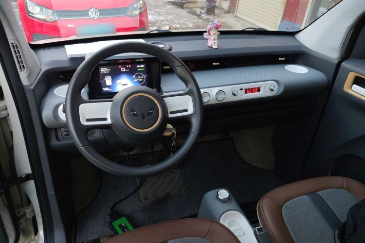 Used Wuling Hongguang MINIEV 2022 GAMEBOY 200km Play Edition with Lithium Iron Phosphate
