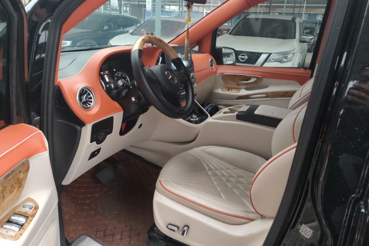 Used Mercedes-Benz Vito 2021 2.0T Elite Version 7 Seats
