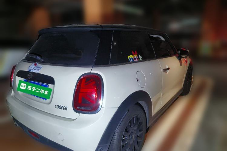 Used  MINI 2019 1.5T COOPER Classic Edition