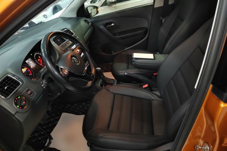 Used Volkswagen Polo 2014 1.6L Cross Polo Automatic