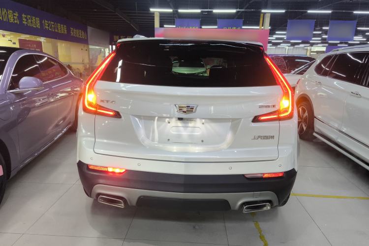 Used Cadillac XT4 2020 28T Two-Wheel-Drive Leading Version