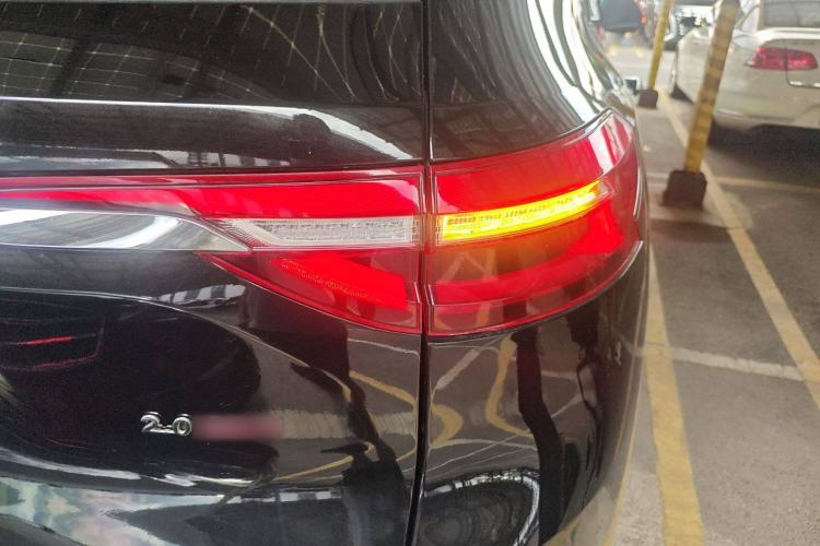 Used Haval F7 2019 2.0T Two-Wheel Drive i-Van China V standard
