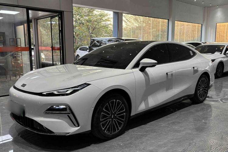 Used Geely Galaxy Galaxy 8 2025 130km EM-i Deluxe Edition