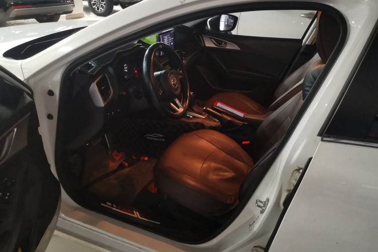 Used Mazda Mazda 3 Axela 2017 Sedan 1.5L Automatic Comfort Model Emission Standard China V