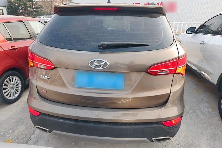 Used Hyundai Santa Fe 2013 2.4L Automatic 2WD Comfort Edition
