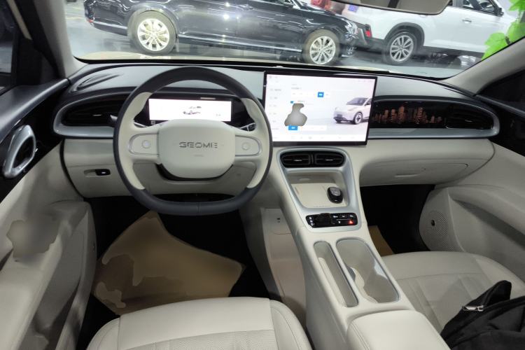 Used  Geome 2025 UP 410km Exploration+ Edition