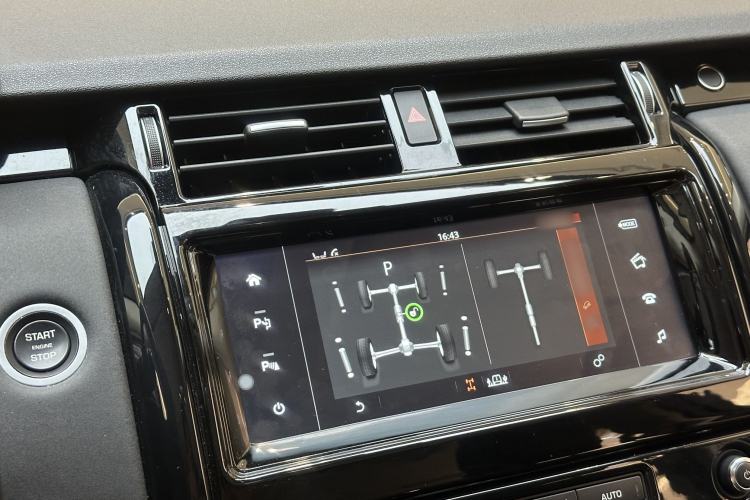 Used Land Rover Discovery 2017 3.0 SC V6 SE