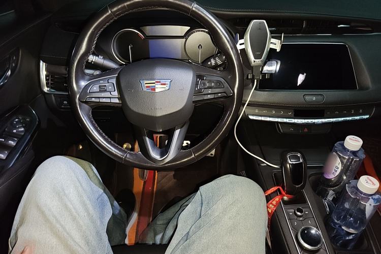 Used Cadillac XT4 2018 28T Two-Wheel Drive Tech Version
