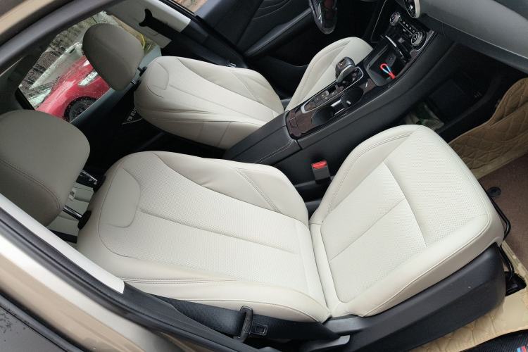 Used FORTHING T5 EVO 2021 1.5TD DCT Platinum Edition
