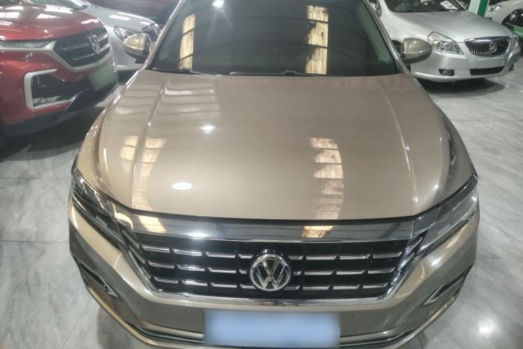Used Volkswagen Passat 2019 380TSI Luxury Edition China VI Standard
