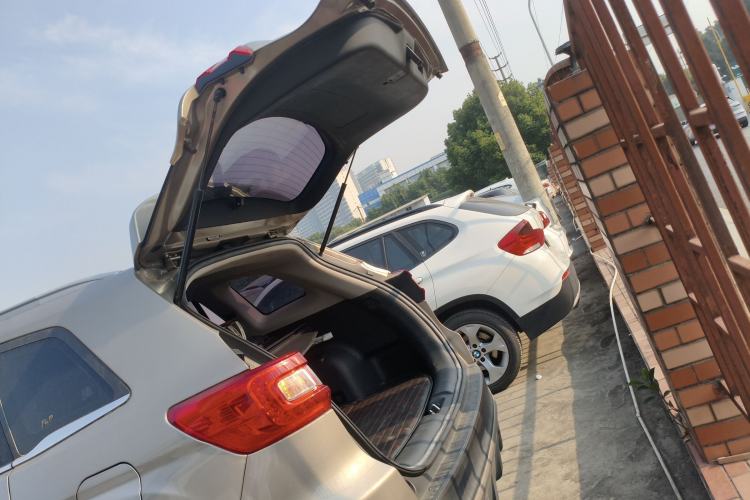 Used Changan CS75 2014 1.8T Automatic Elite Model China IV Standard
