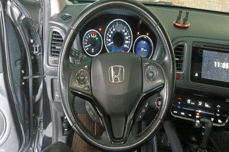 Used Honda Vezel 2015 1.8L CVT 2WD Luxury Model
