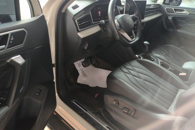 Used Volkswagen Tiguan L 2022 330TSI Automatic Two-Wheel Drive R-Line Enhanced Edition
