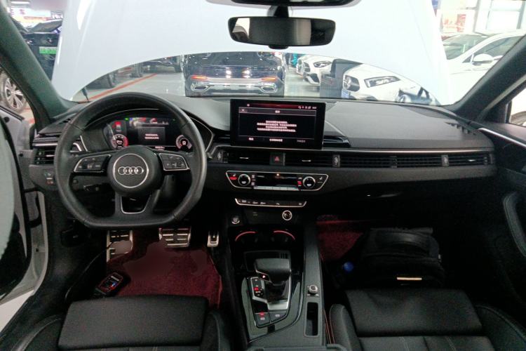 Used Audi A4L 2024 40 TFSI Luxury Dynamic Edition