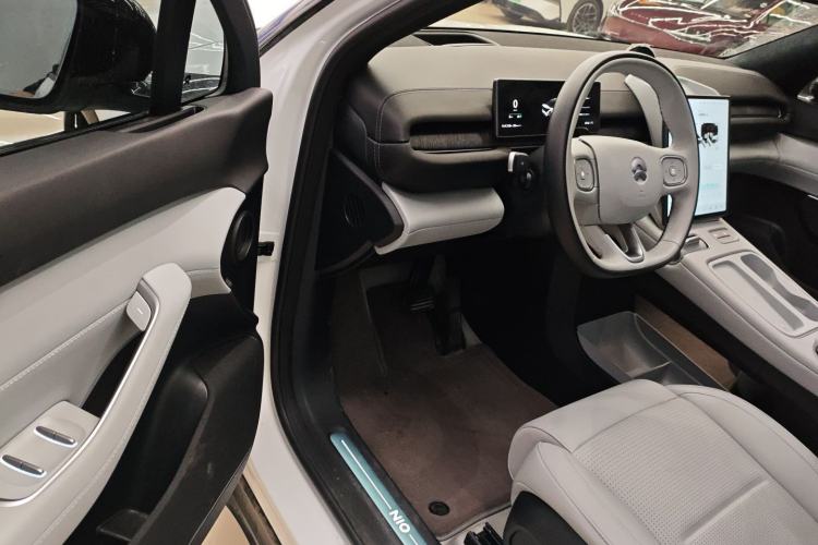 Used Nio ES6 2024 75 kWh
